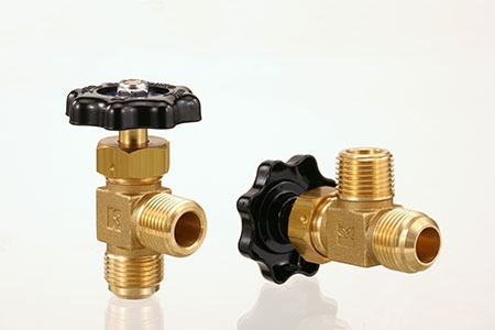 TRUCK VALVE   MALE NPT x FLARE